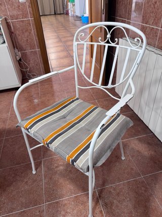 Mesa de hierro con 6 sillas para terraza