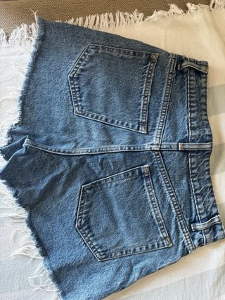 Shorts vaqueros desgastados