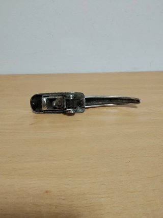 Maneta Seat 850