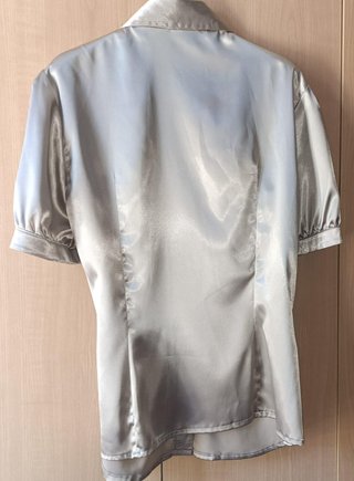 Blusa raso dorada -Mujer Talla M-L