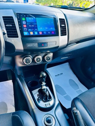 Mitsubishi Outlander 2010