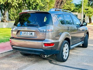 Mitsubishi Outlander 2010