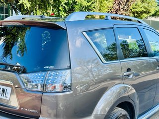 Mitsubishi Outlander 2010