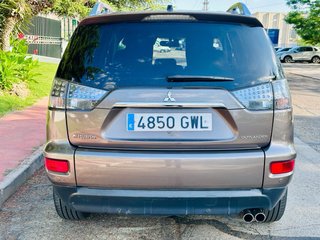 Mitsubishi Outlander 2010