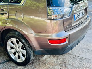 Mitsubishi Outlander 2010