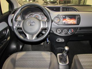 Toyota Yaris 1.3i 100 ACTIVE