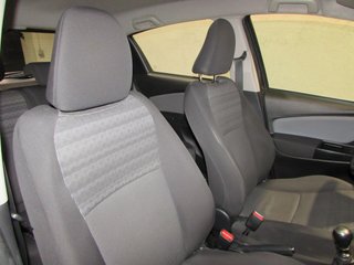 Toyota Yaris 1.3i 100 ACTIVE