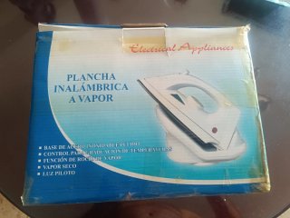 Plancha de vapor inalámbrica