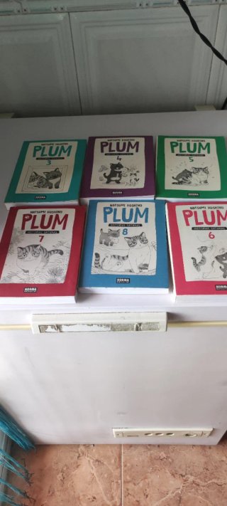 MARIA Plum historias gatunas