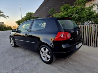 Volkswagen Golf 2005 en perfecto estado