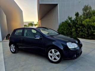 Volkswagen Golf 2005 en perfecto estado