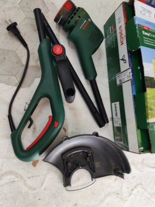 Cortabordes Eléctrico Bosch EasyGrassCut 23