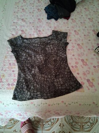 Chaqueta negra con botones