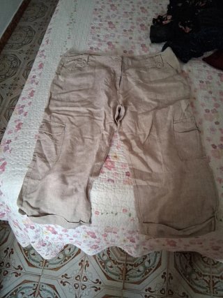 Chaqueta negra con botones