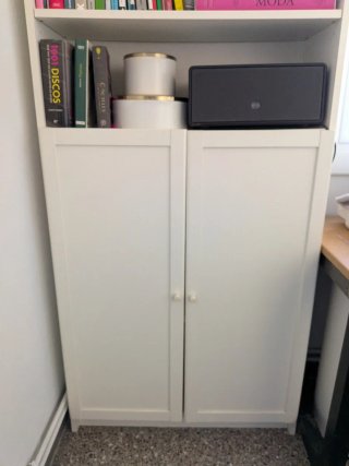 Librería Blanca Billy Ikea con Puertas