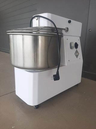 AMASADORA 20LT EXTREME / PARA 17KG DE MASA TOTAL