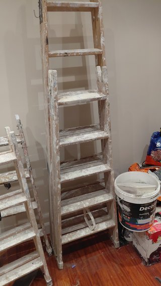Enrollacables de construcción y escalera 5 peldaño