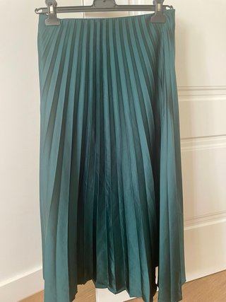 Falda plisada verde oscuro Zara Talla M