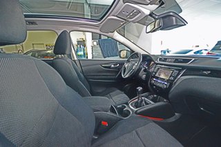 Nissan Qashqai 1.2i DIGT TEKNA 4x2