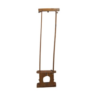 Andador infantil madera S.XX