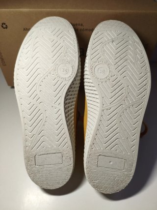 Zapatillas MiMaO Amarillas Talla 38