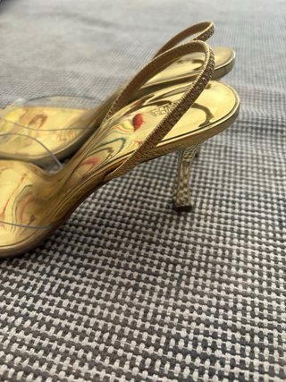 Sandalias Zara Doradas Talla 37