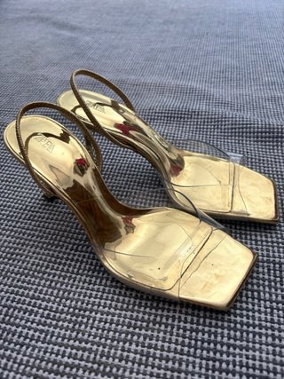 Sandalias Zara Doradas Talla 37