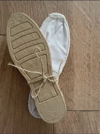 Alpargatas de esparto beige y blanco