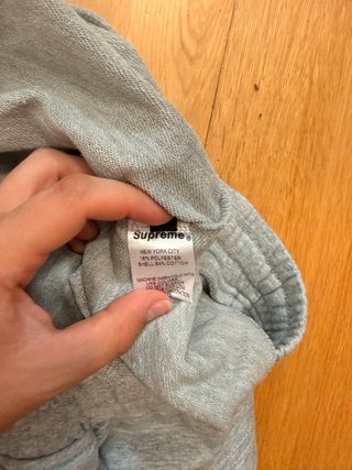 Supreme Shorts Talla L Gris