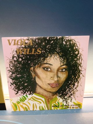 2 singles Viola Wills, Tune In For Lovin' y mas