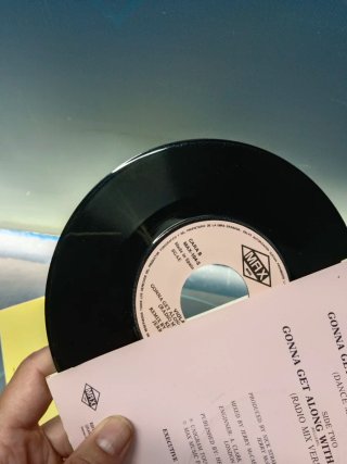 2 singles Viola Wills, Tune In For Lovin' y mas