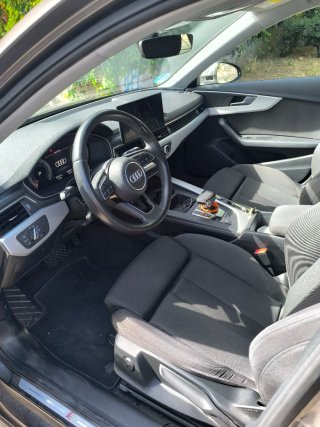 Audi A4 2021
