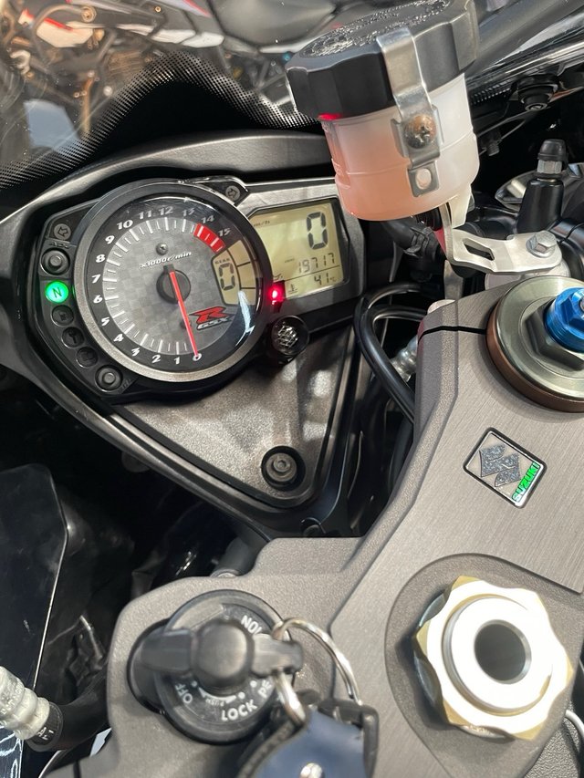 Suzuki GSX-R 1000 k7 k8