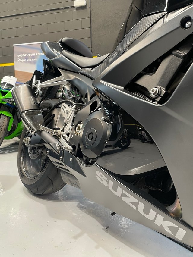 Suzuki GSX-R 1000 k7 k8