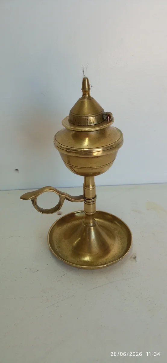 Quinqué antiguo de aceite