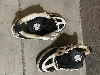Louis Vuitton LV Zapatillas Talla 37.5