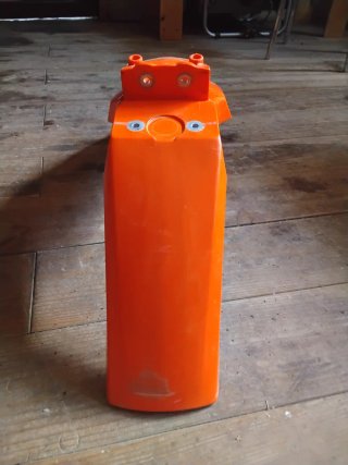 Guardabarros delantero ktm 690 enduro 2019