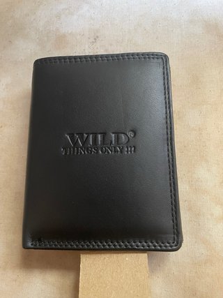 Cartera de Piel de Búfalo Negra RFID