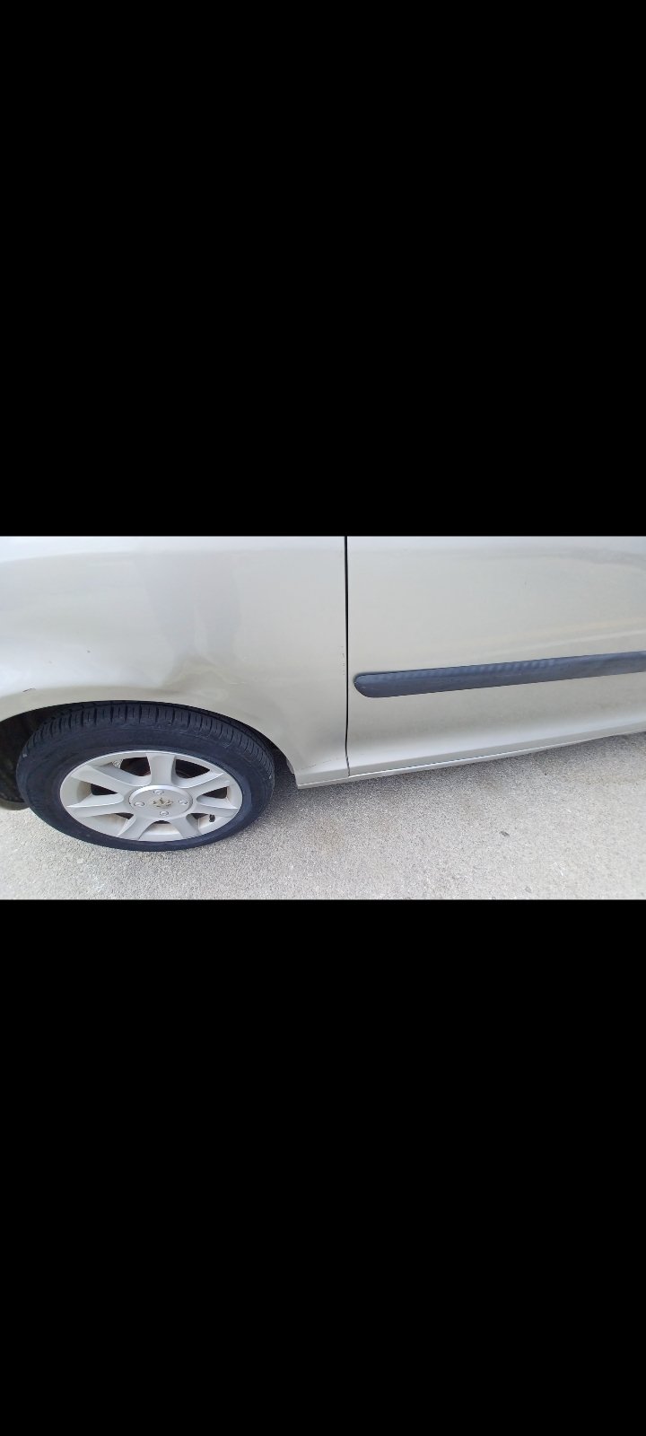 Peugeot 1007 2005 - foto 1