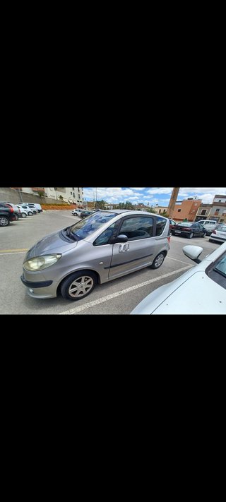Peugeot 1007 2005