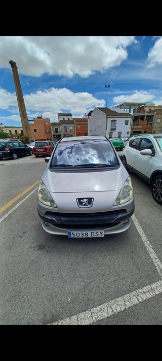 Peugeot 1007 2005