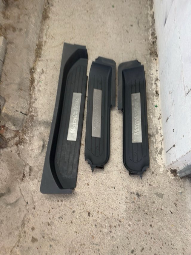 Escalones puertas Mercedes Vito Viano w639