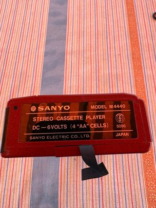 Reproductor Cassette Sanyo Estéreo Rojo