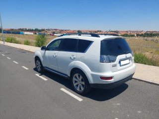Mitsubishi Outlander 2011