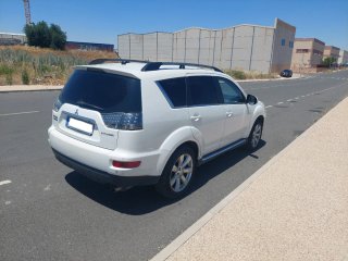Mitsubishi Outlander 2011