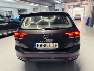 Volkswagen Passat 2022