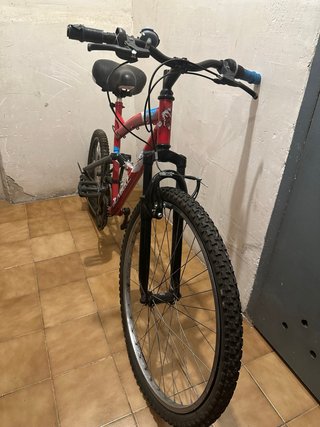 Bicicleta Roja Montaña
