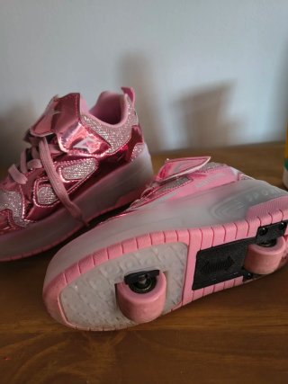 Zapatillas patines niña con ruedas y luces T30