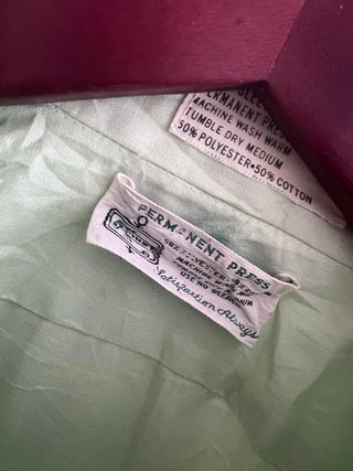Camisa verde de manga larga