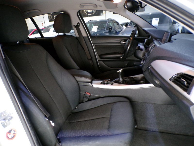 BMW Serie 1 2013, foto 16